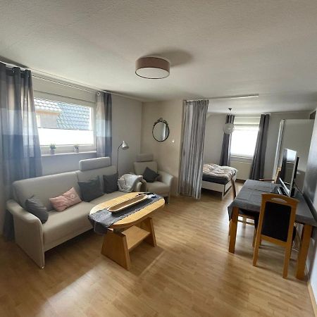 Appartement Am Stadtrand Von Minden Buitenkant foto