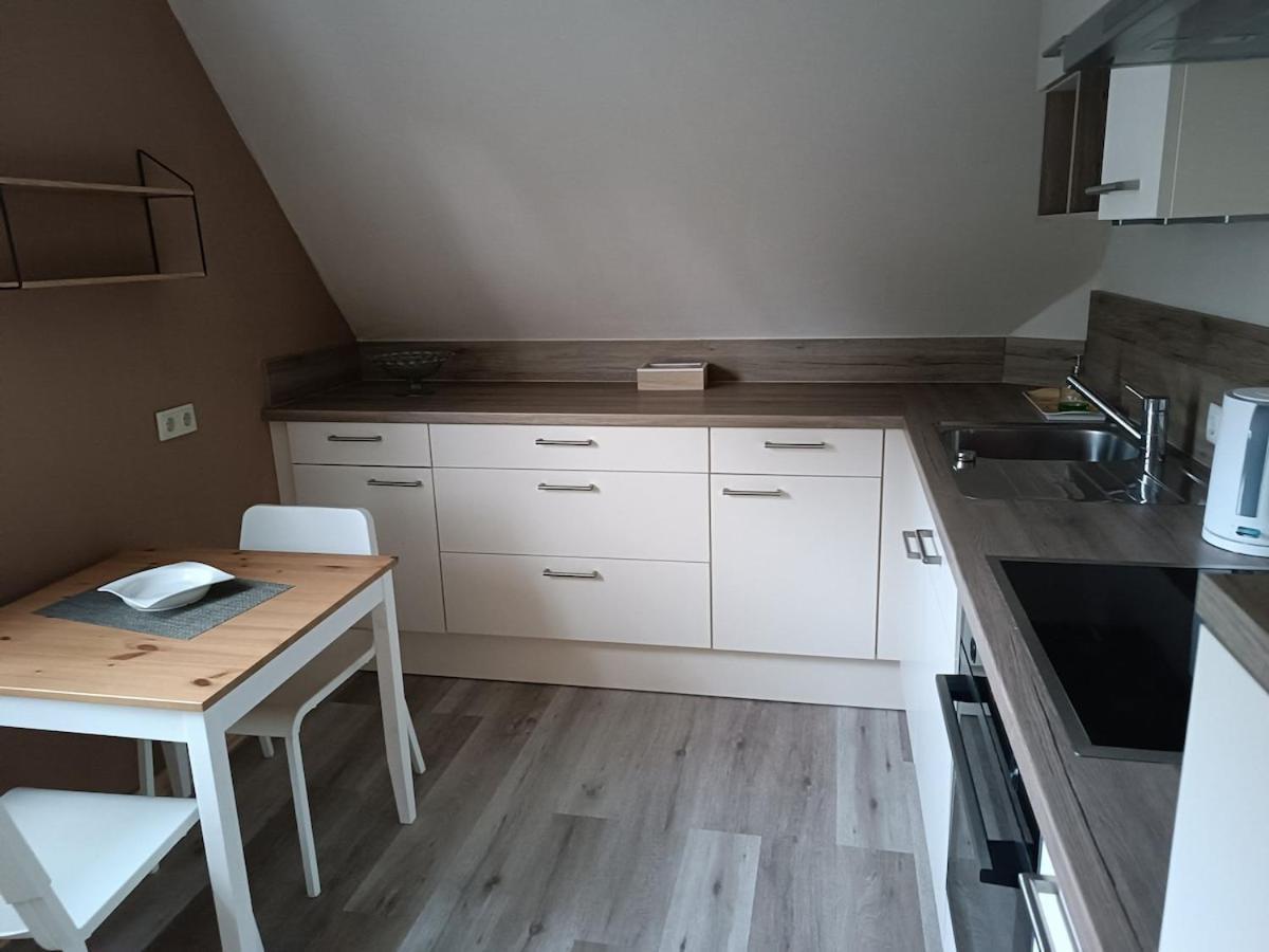 Appartement Am Stadtrand Von Minden Buitenkant foto