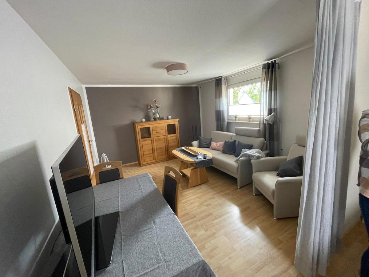 Appartement Am Stadtrand Von Minden Buitenkant foto